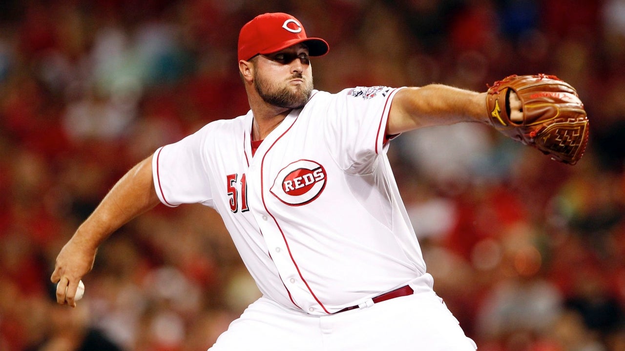 Reds notes: Bullpen without Chapman